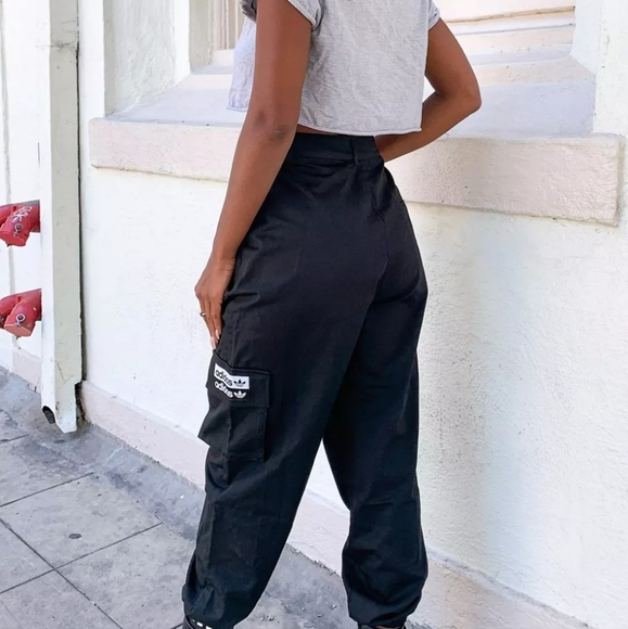 Adidas Rare Black High Waisted Jogger Pants with Matching Adidas Belt - Picture 3 of 17